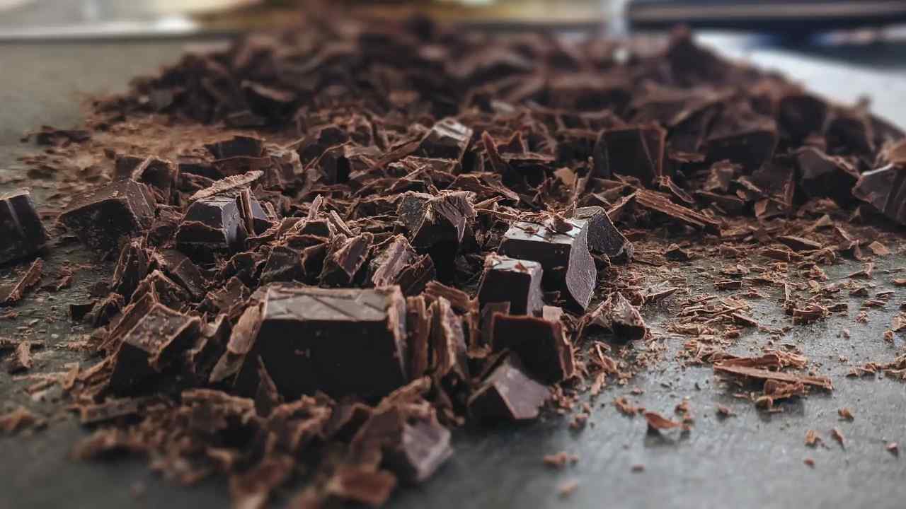 cioccolato fondente fa bene al colesterolo